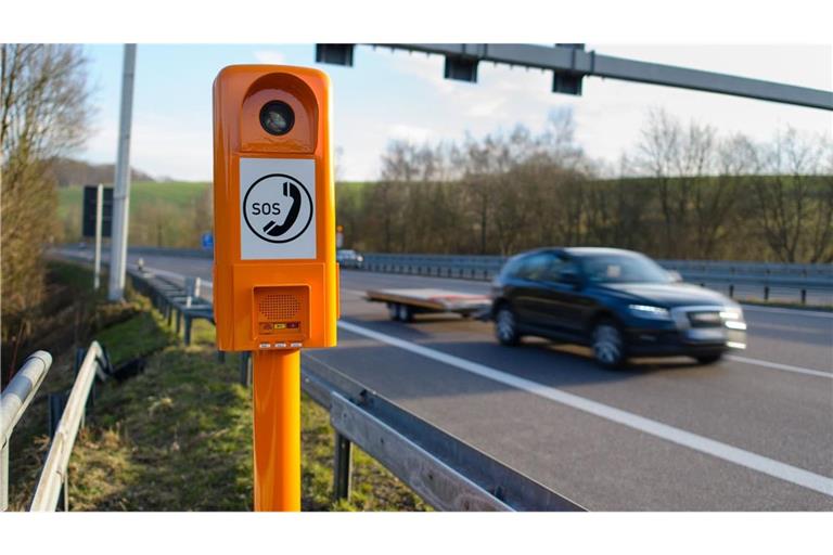 Notrufsäulen an Autobahnen werden immer seltener genutzt. (Archivbild)