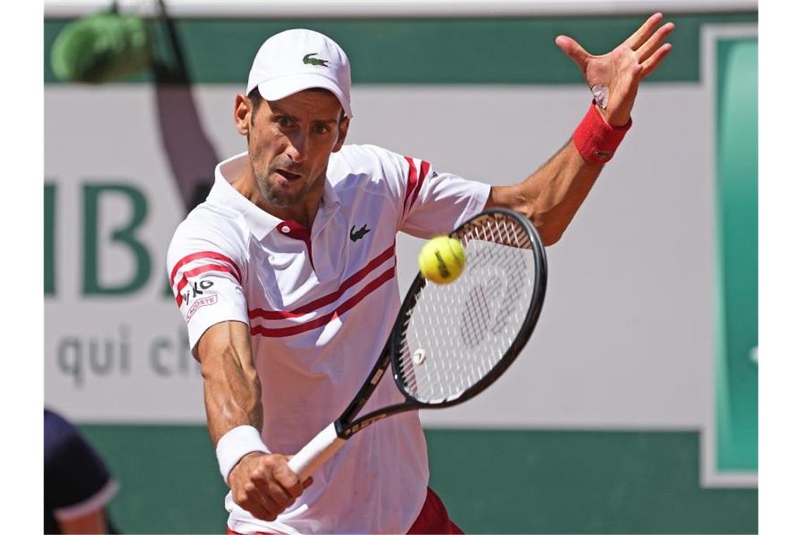 Novak Djokovic drehte im Finale einen 0:2-Satzrückstand noch in einen Sieg. Foto: Michel Euler/AP/dpa