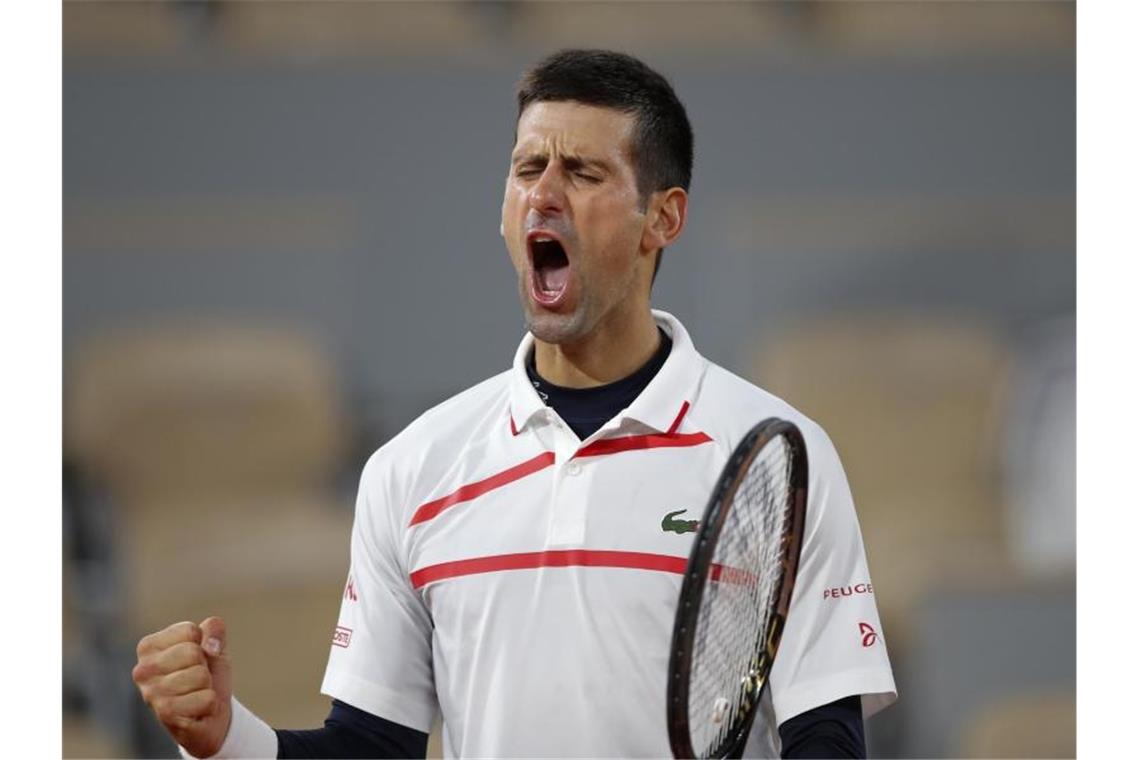 Von Djokovic bis Tsitsipas: Die French-Open-Halbfinalisten Novak Djokovic will unbedingt Grand-Slam-Titel Nummer 18 holen. Foto: Alessandra Tarantino/AP/dpa