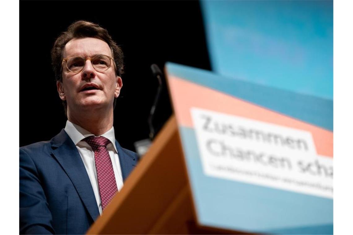 Wüst und Kutschaty Spitzenkandidaten bei NRW-Wahl NRW-Ministerpräsident Hendrik Wüst will sein Amt im Mai verteidigen. Foto: Fabian Strauch/dpa