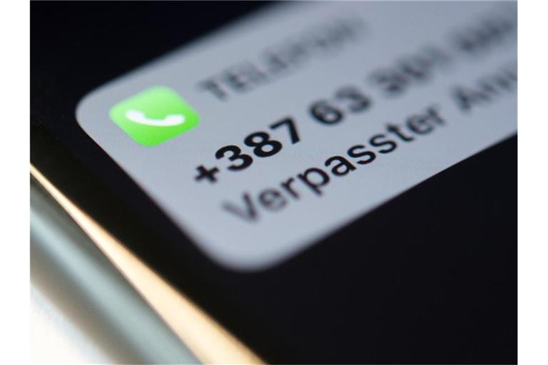Nummern aus Bosnien und Herzegowina stehen in der Liste verpasster Anrufe. Teure Lockrufe aus dem Ausland sorgen immer wieder für Ärger. Foto: Sebastian Gollnow