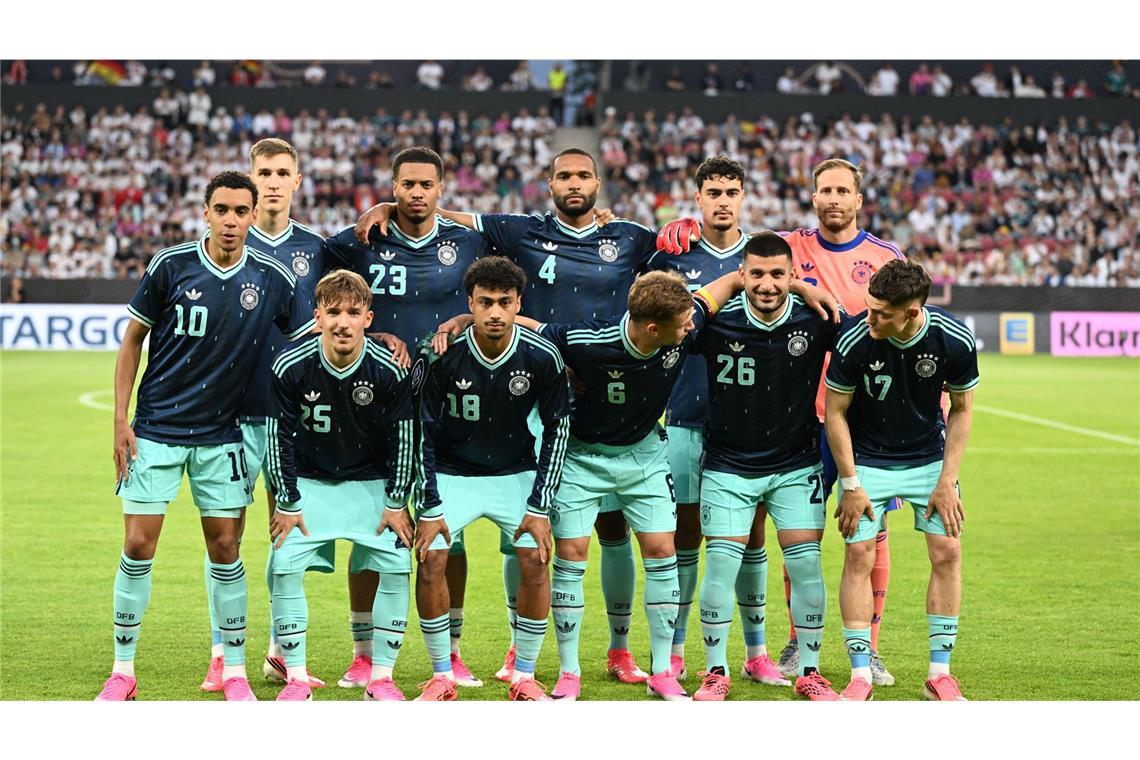 Nur 15 Prozent der Befragten glauben, dass die DFB-Auswahl beim Turnier in den USA, Kanada und Mexiko triumphieren wird.