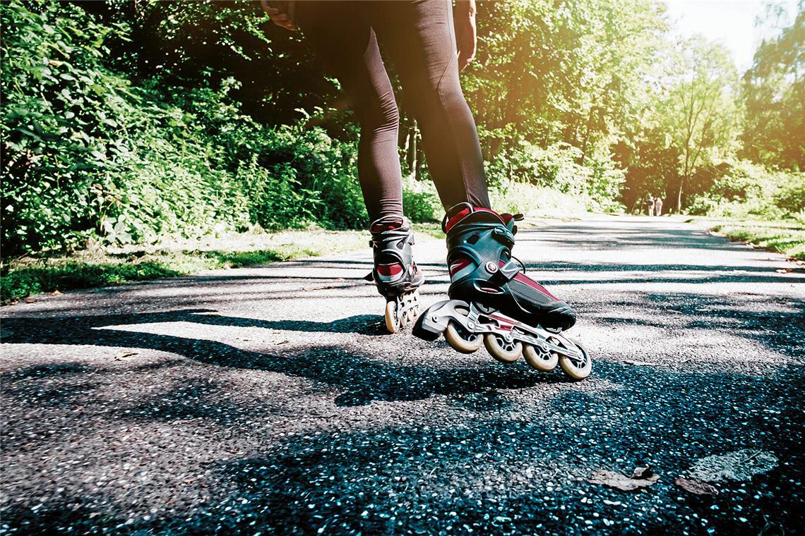 Sportliche Ausflugsziele in der Region Nur 153 Meter sind auf dem Rundweg durchs Weissacher Tal zu bewältigen. Symbolfoto: Kotarl/AdobeStock