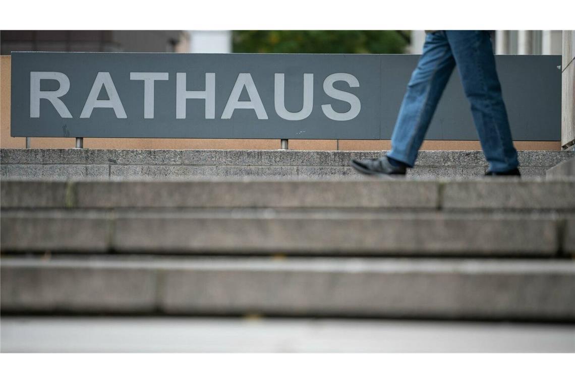 Nur unter strengen Voraussetzungen können Gemeinderäte in Baden-Württemberg aus dem Rathaus verbannt werden.