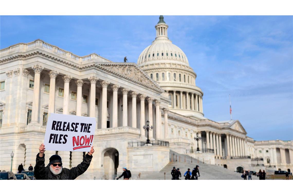 Ob die Unterlagen tatsächlich offengelegt werden, ist jedoch unklar –  es braucht noch die Zustimmung des Senats.