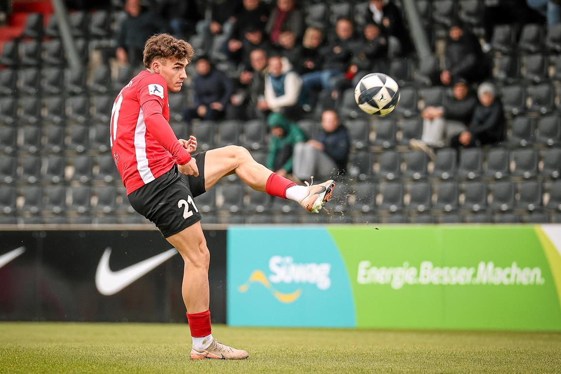 Ob Luca Molinari in Löchgau spielen kann, ist noch fraglich. Archivfoto: Alexander Becher