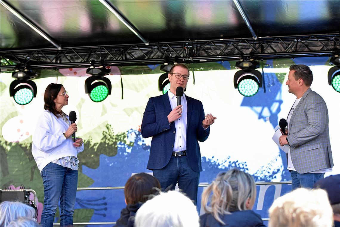 OB Maximilian Friedrich und Sigrid Göttlich eröffnen um 13 Uhr den Backnanger Tu...