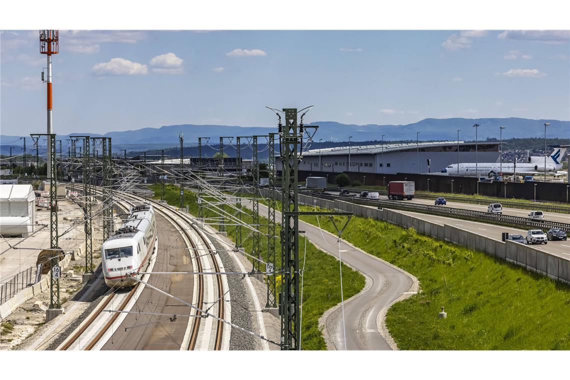 Das Geld ist da – und jetzt? Ob Straße oder Schiene – der Investitionsbedarf in die Infrastruktur in Deutschland ist groß.