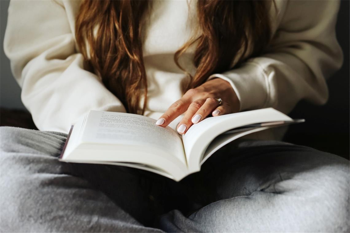 Ob zum Verschenken oder selber lesen: Wir haben aktuelle Buchtipps für Sie gesammelt.