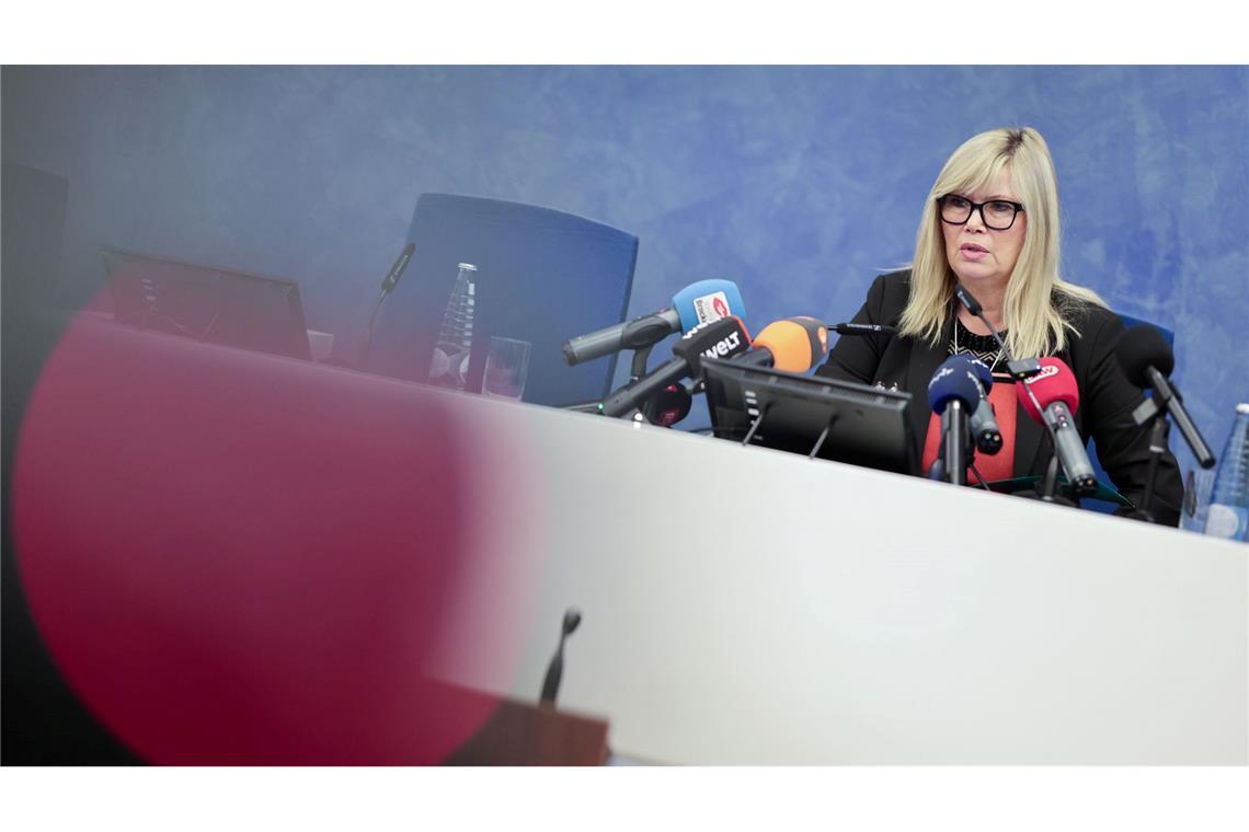 Oberbürgermeisterin Simone Borris (parteilos) will auch zur Lesung in der Stadtbibliothek kommen. (Archivbild)