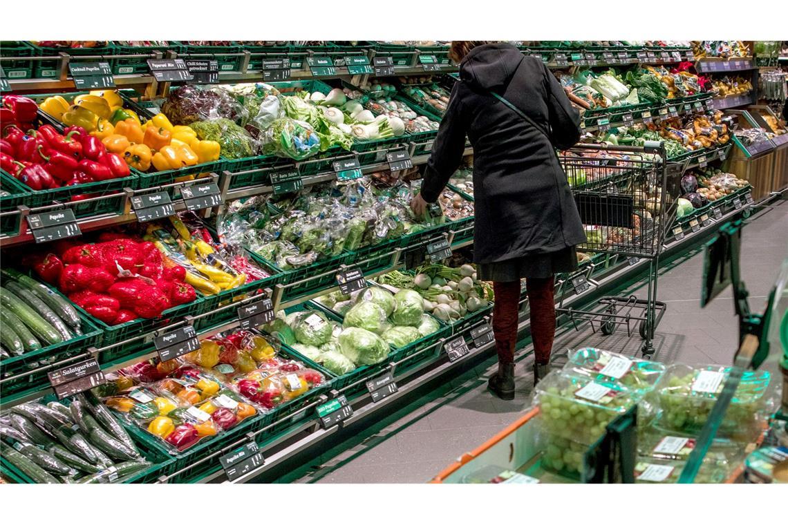 Obstpreise um 5 Prozent gestiegen - Gemüse günstiger Obst ist im vergangenen Jahr etwas teuer geworden, Gemüse dafür günstiger. (Archivbild)