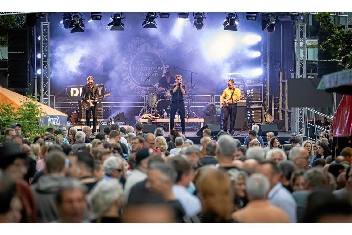 Obstmarkt Bühne // 52. Backnanger Straßenfest, Eröffnungstag, Freitag