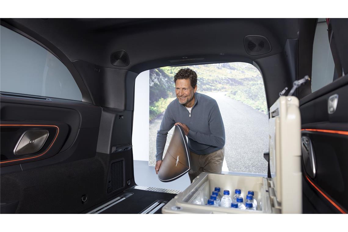 Oder eben ganz ohne Sitze: Dann misst der VLE ein Kofferraumvolumen von maximal 4000 Liter.