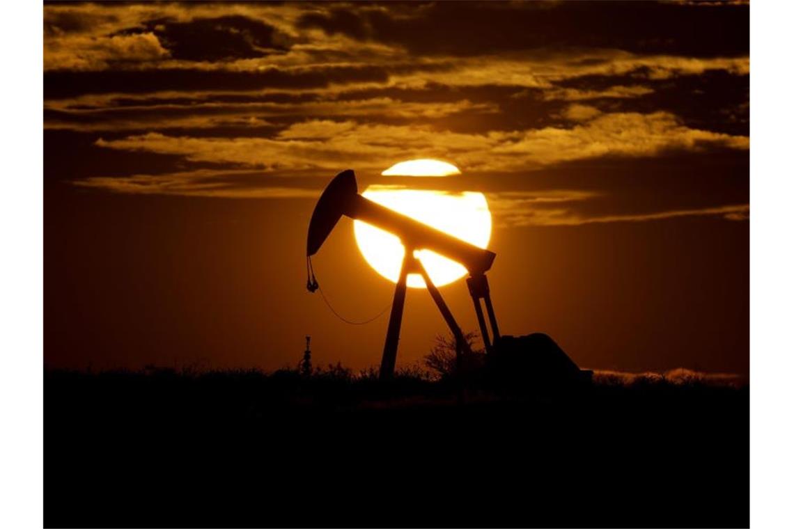 Ölpreise: Angebot und Nachfrage bestimmen das Geschäft. Foto: Eric Gay/AP/dpa