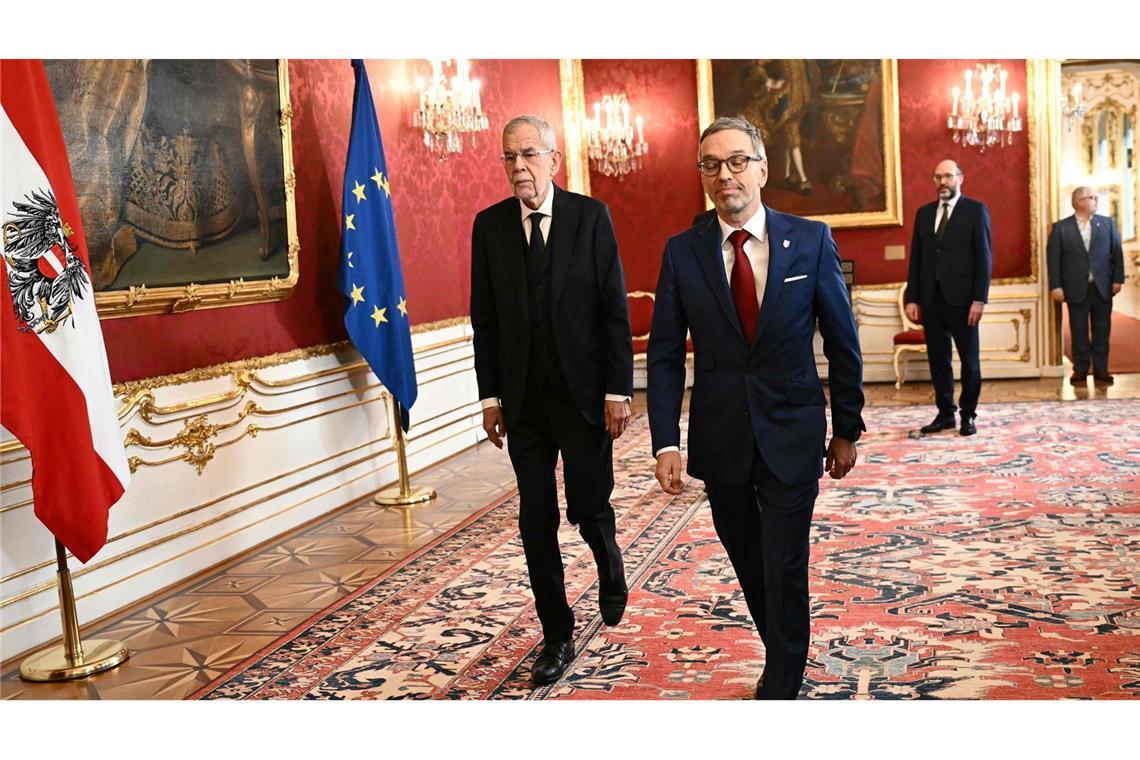 Rechte FPÖ bekommt Auftrag zur Regierungsbildung