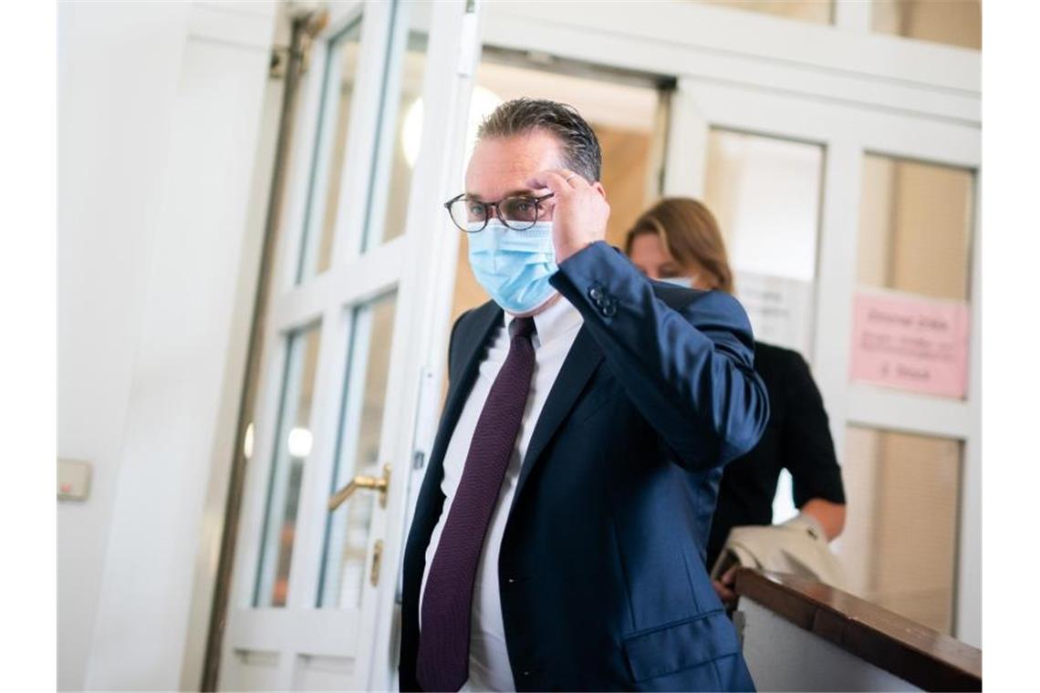 Gesetzeskauf: Ex-FPÖ-Chef Strache verurteilt Österreichs ehemaliger Vizekanzler Heinz-Christian Strache im Landesgericht Wien. Foto: Georg Hochmuth/APA/dpa