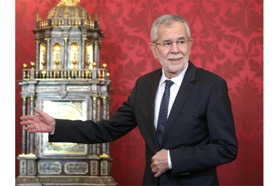 Offiziell kann nur Bundespräsident Alexander Van der Bellen Innenminister Kickl entlassen. Foto: Georg Hochmuth/APA