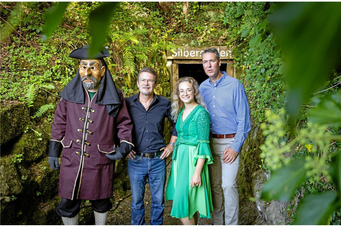 Offizielle Eröffnung am Silberstollen mit Bürgermeister Christoph Jäger, Waldfee...