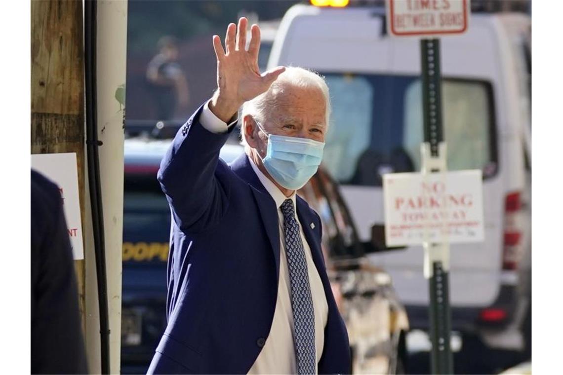 Biden schwört Amerikaner auf harten Pandemie-Winter ein Ohne das Virus zu besiegen, „können wir die Wirtschaft nicht reparieren, die Dynamik nicht wiederherstellen, oder die schönsten Momente des Lebens genießen“: Joe Biden, gewählter Präsident der USA. Foto: Carolyn Kaster/AP/dpa
