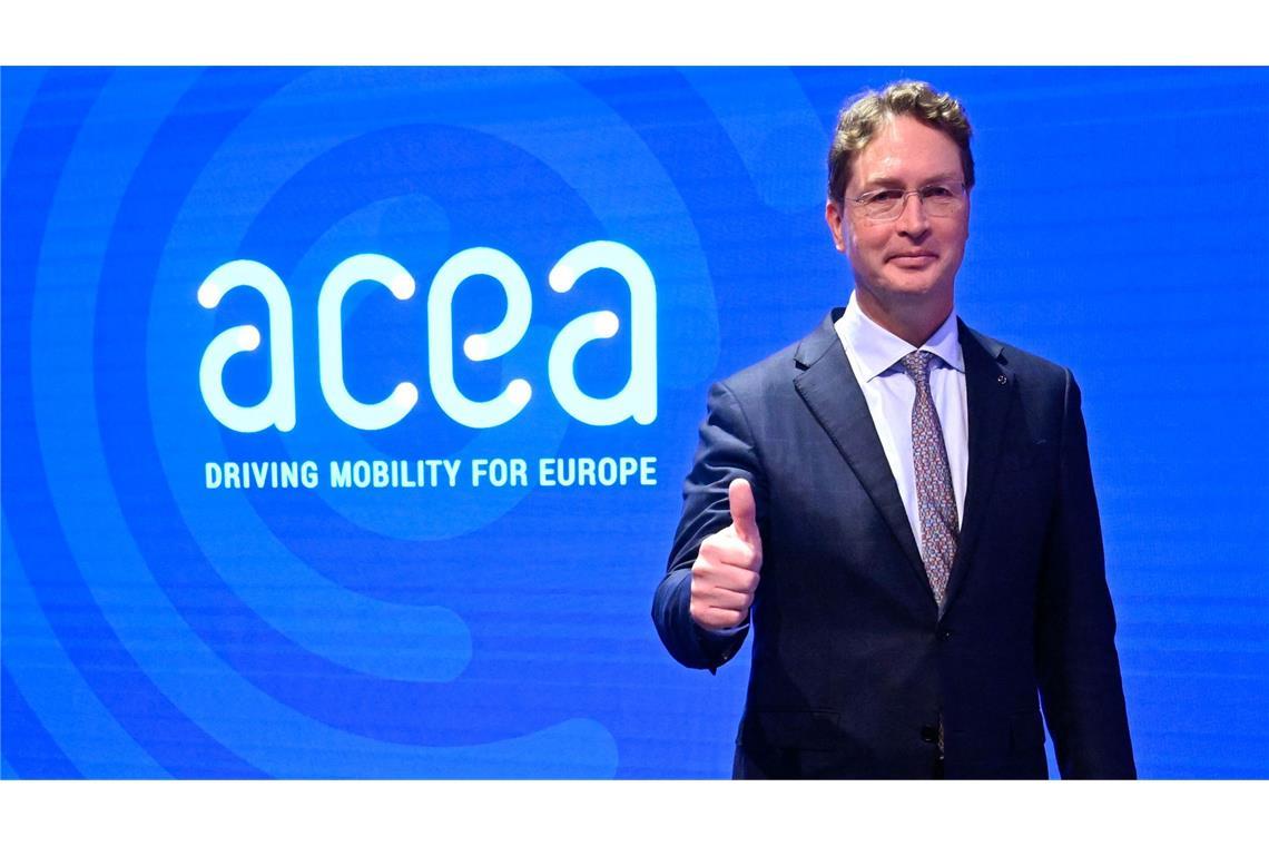 Mit diesen drei Forderungen will Källenius die Autobranche retten Ola Källenius ist seit Jahresanfang Präsident des Verbands der europäischen Autoindustrie Acea – zusätzlich zu seinem Amt als Mercedes-Chef.
