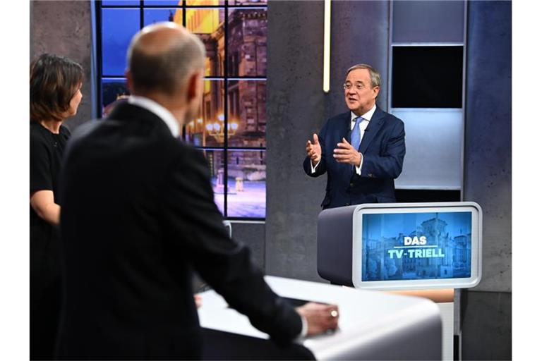 Olaf Scholz, Annalena Baerbock Armin Laschet (r) im letzten TV-Triell vor der Bundestagswahl. Foto: Willi Weber/Prosieben/Seven.One/dpa