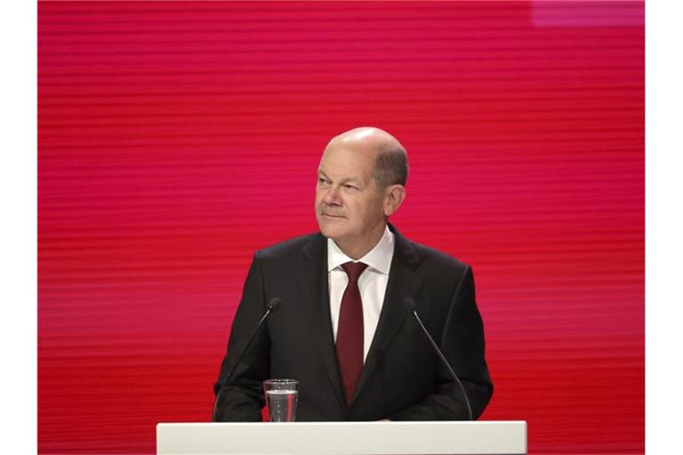 Olaf Scholz (SPD), Bundesfinanzminister und Kanzlerkandidat, spricht während des Parteitags der schwedischen Sozialdemokraten. Foto: Adam Ihse/TT NEWS AGENCY/AP/dpa