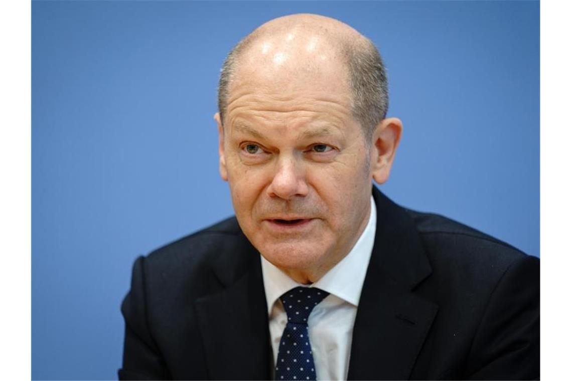Milliarden-Fonds für Wandel der Autobranche startklar Olaf Scholz (SPD), Bundesminister der Finanzen, bei einer Pressekonferenz. Foto: Kay Nietfeld/dpa/Archivbild