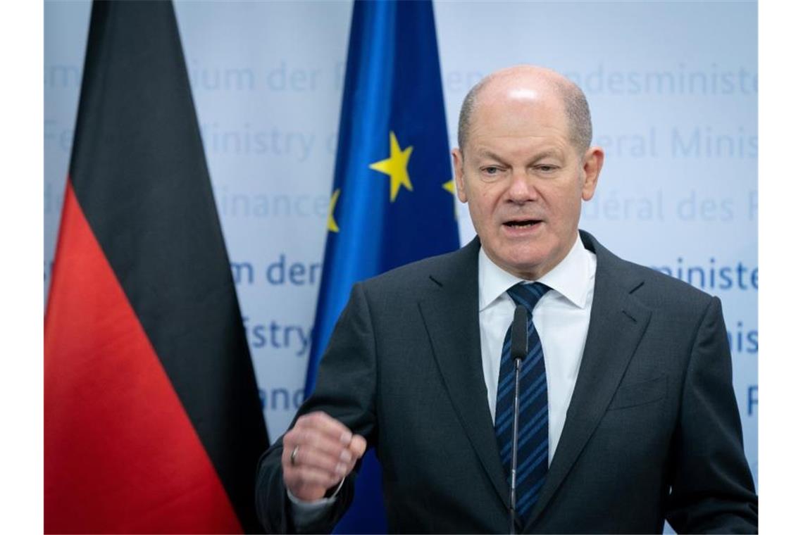 Olaf Scholz (SPD), Bundesminister der Finanzen, gibt im Finanzministerium eine Pressekonferenz. Thema sind weitere Finanzhilfen im Rahmen der Corona-Beschränkungen. Foto: Kay Nietfeld/dpa/Pool/dpa