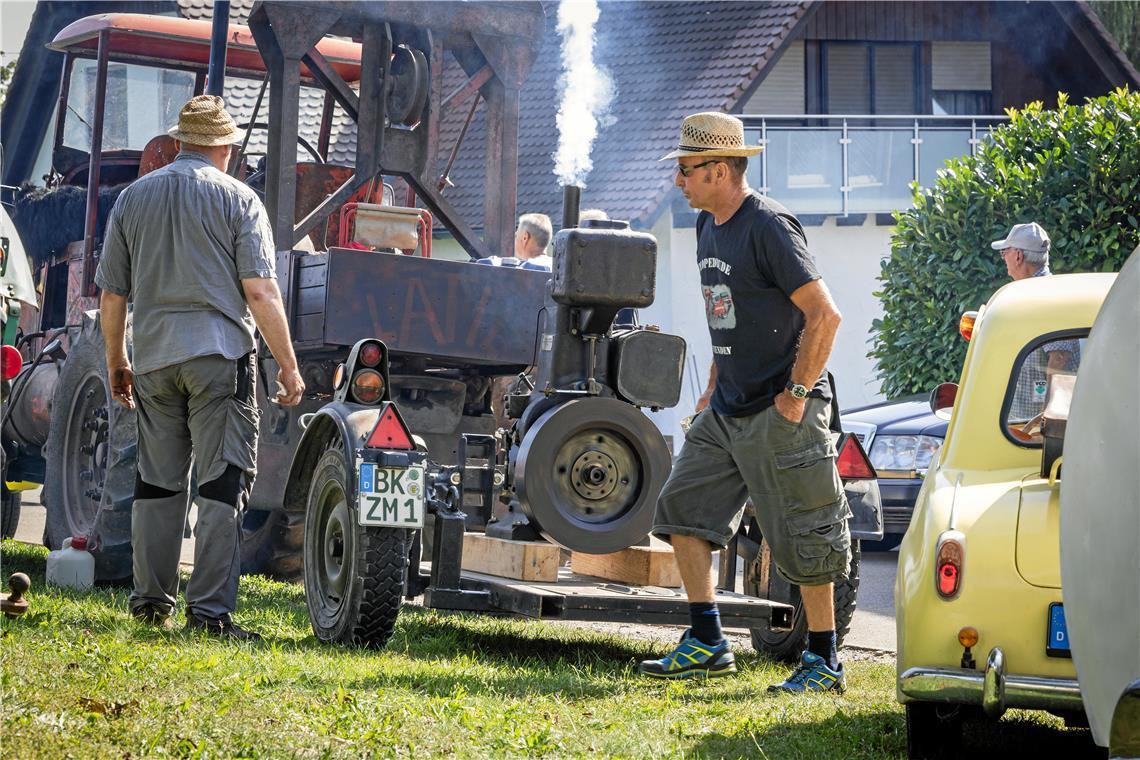 Ein Fest für die schwäbische Heimat Oldtimer aller Art sind in Morbach zu bewundern, darunter auch etliche historische Schlepper aus Zeiten, als es noch keine Abgasnormen gab. Foto: Alexander Becher
