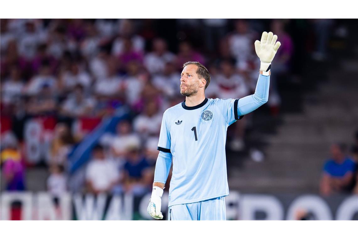Oliver Baumann (Note 3): Der Keeper bekam wie schon beim Hinspiel gegen die Luxemburger in Sinsheim (4:0) vor einem knappen Monat kaum etwas auf den Kasten – was aber dieses Mal nur an der Ungenauigkeit der Abschlüsse der Luxemburger lag, die dieses Mal zu einigen guten Chancen kamen. Wenn der Hoffenheimer am Freitagabend gefordert war, war er aber auf dem Posten.