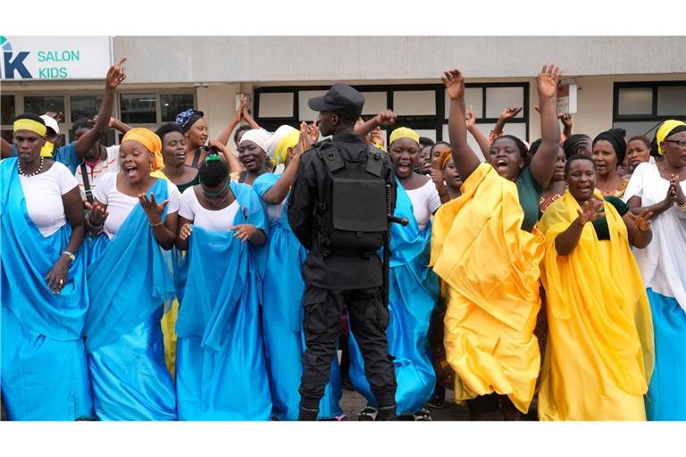 Ordentlich für Stimmung sorgen diese weiblichen Fans bei der Rad-WM in Ruanda.