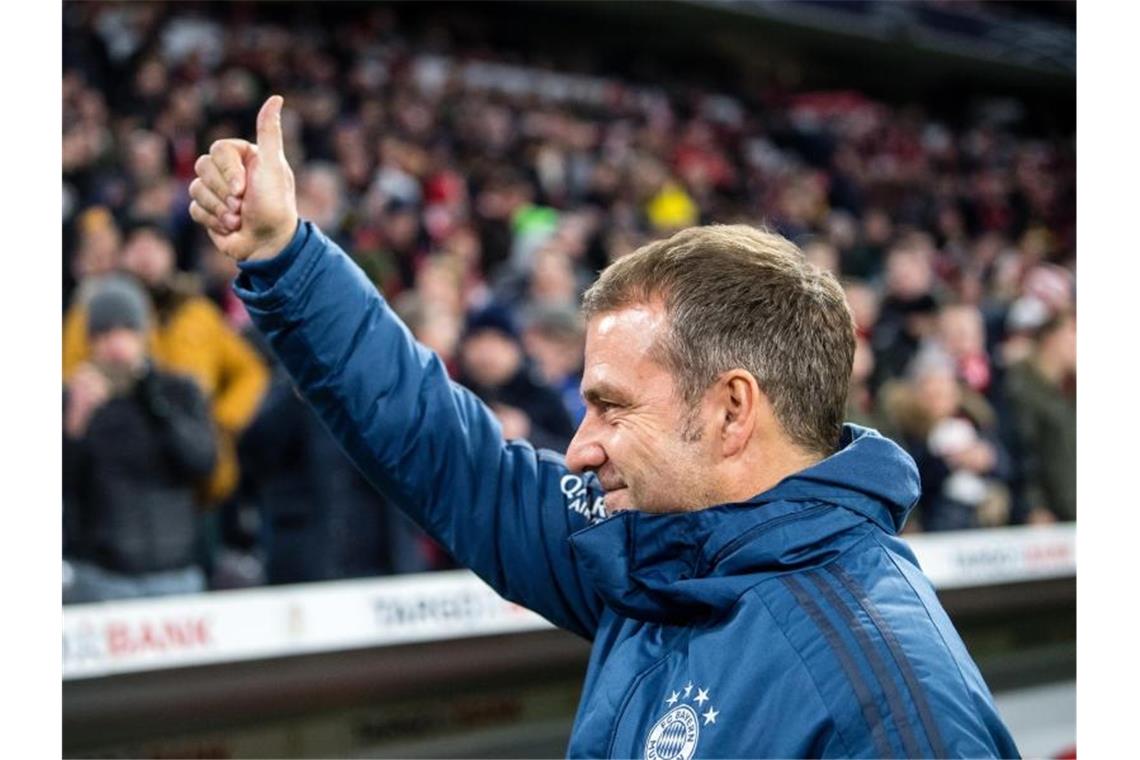 Ordnet den knappen Sieg über 1899 Hoffenheim als Weckruf für das kommende Punktspiel ein: Trainer Hansi Flick vom FC Bayern München. Foto: Matthias Balk/dpa