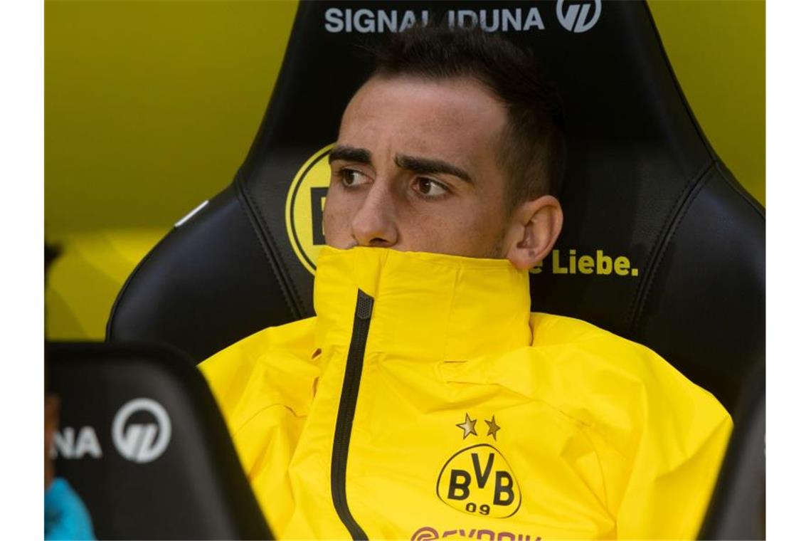 Paco Alcácer wird den Dortmunden im Pokal noch fehlen. Foto: Bernd Thissen/dpa