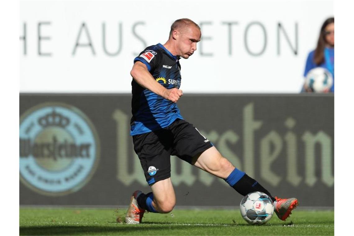 Paderborns Sven Michel ist mit seinem Siegtreffer in der Nachspielzeit zum Matchwinner geworden. Foto: Friso Gentsch