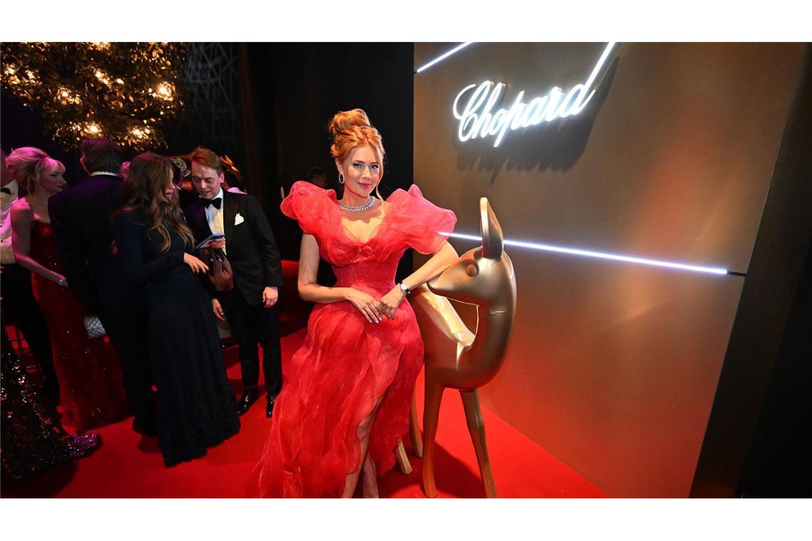 Glitzer, Glamour, großer Auftritt – So sehr beeindrucken die Kleider