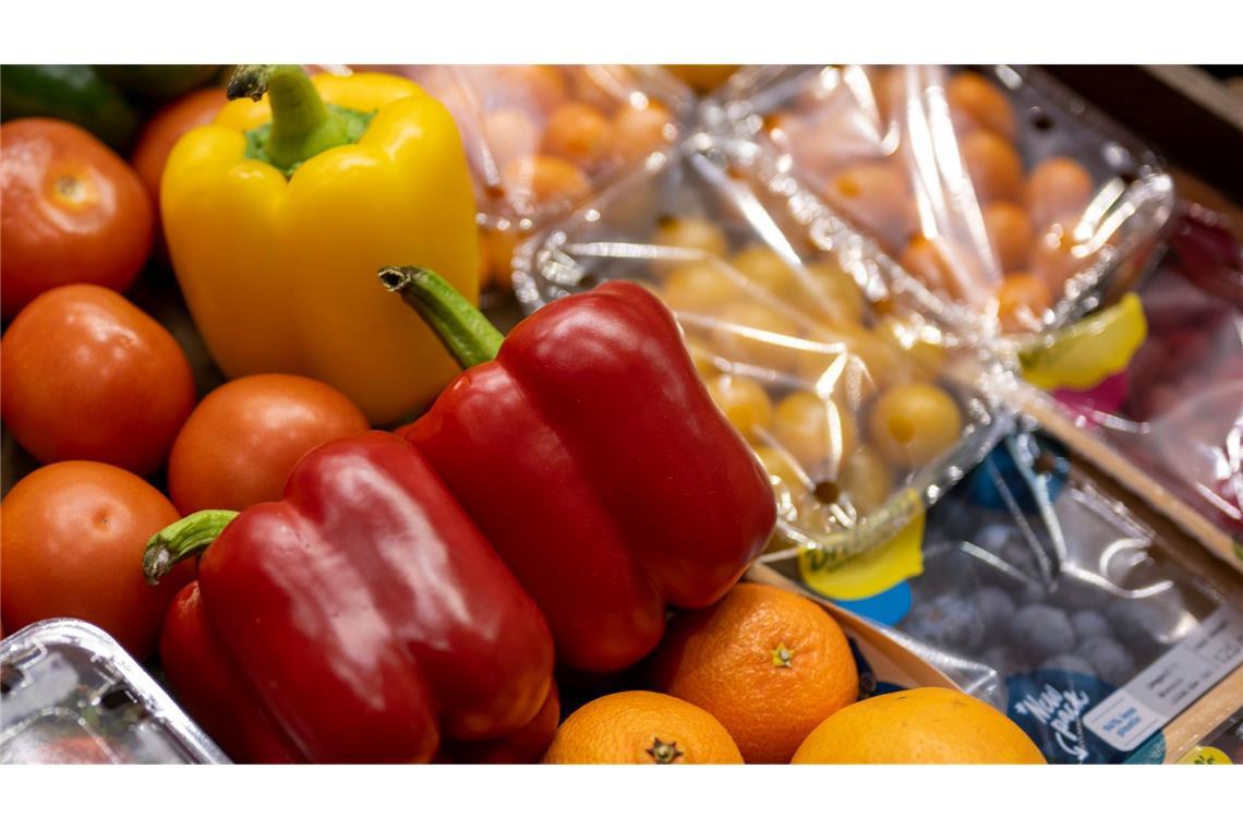 Preise für Paprika, Beeren und Gurken schießen in die Höhe Paprika und Beerenfrüchte weisen die größten Preissteigerungen auf.