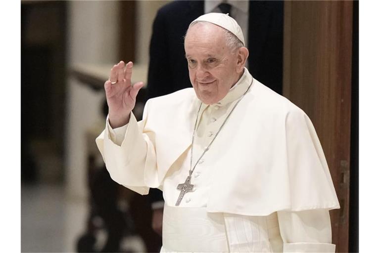 Papst Franziskus hat am Samstag die neue Apostolische Konstitution „Praedicate Evangelium“ veröffentlicht. Foto: Andrew Medichini/AP/dpa