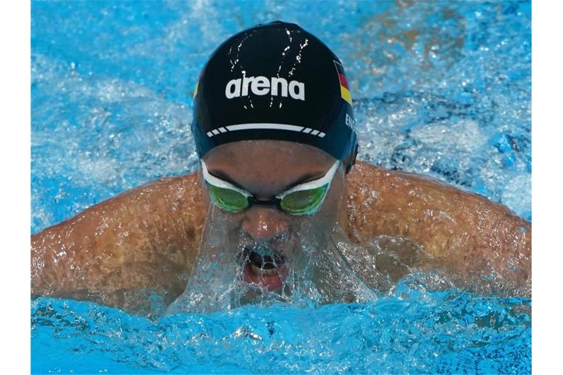 Weltrekord-Mann Engel und Krawzow schwimmen zu Gold Paralympicss-Schwimmer Taliso Engel im Wettkampf. Foto: Marcus Brandt/dpa
