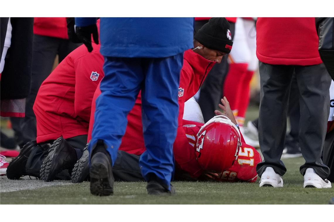 Patrick Mahomes verletzt sich in der Schlussphase.