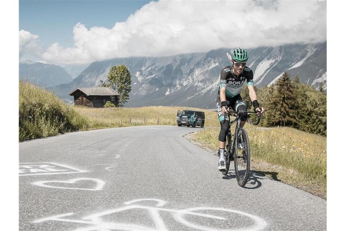 Peilt bei der Tour de France das Podium an: Emanuel Buchmann. Foto: Rudi Wyhlidal/Bora-hansgrohe/dpa