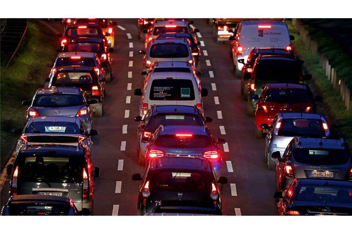Pendler sollen stärker entlastet werden. (Archivbild)