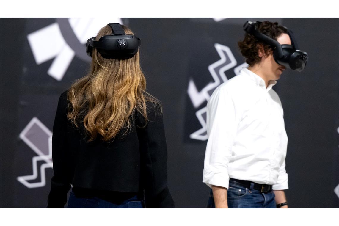 Ein virtueller Spaziergang auf der "Titanic" Per VR-Brille auf die Titanic.