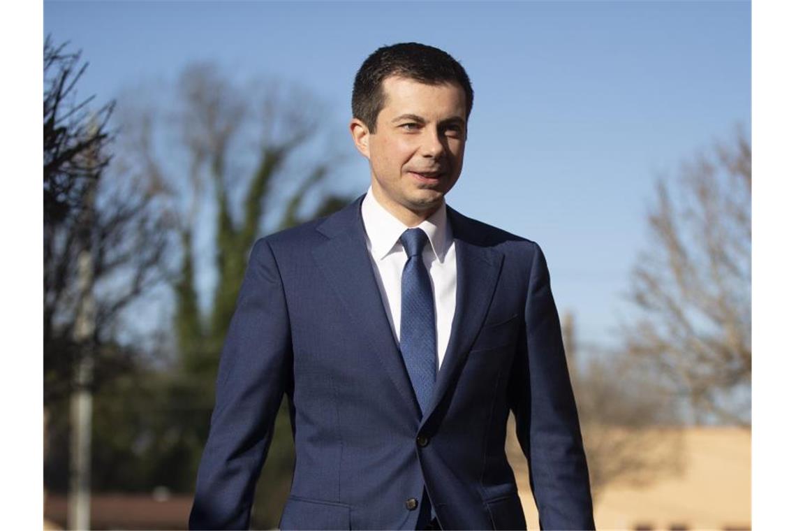 Buttigieg und Klobuchar geben vor „Super Tuesday“ auf Pete Buttigieg hat seine Bewerbung zurückgezogen. Foto: Matt Rourke/AP/dpa