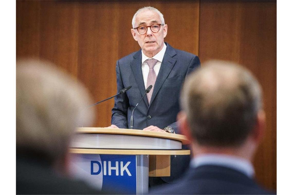 Peter Adrian, Präsident des Deutschen Industrie- und Handelskammertags (DIHK). Foto: Michael Kappeler/dpa