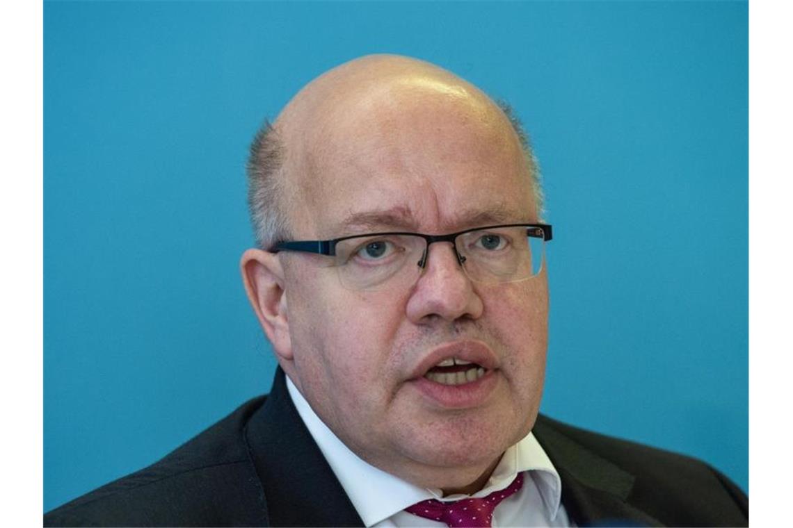 Altmaier erlaubt Fusion von Mittelständlern Peter Altmaier (CDU), Bundesminister für Wirtschaft und Energie. Foto: Christophe Gateau/Archivbild