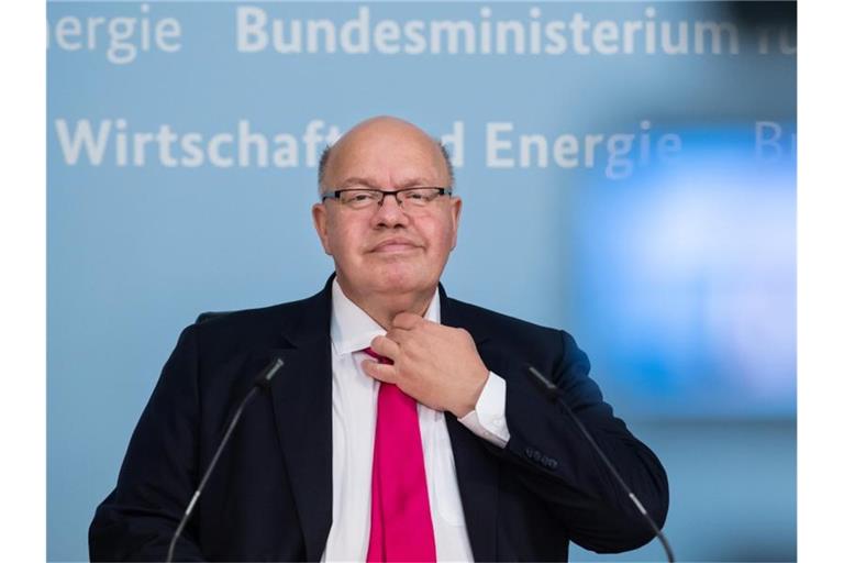 Peter Altmaier: Elektroautos sind ein Grund für den höheren Strombedarf. Foto: Bernd von Jutrczenka/dpa