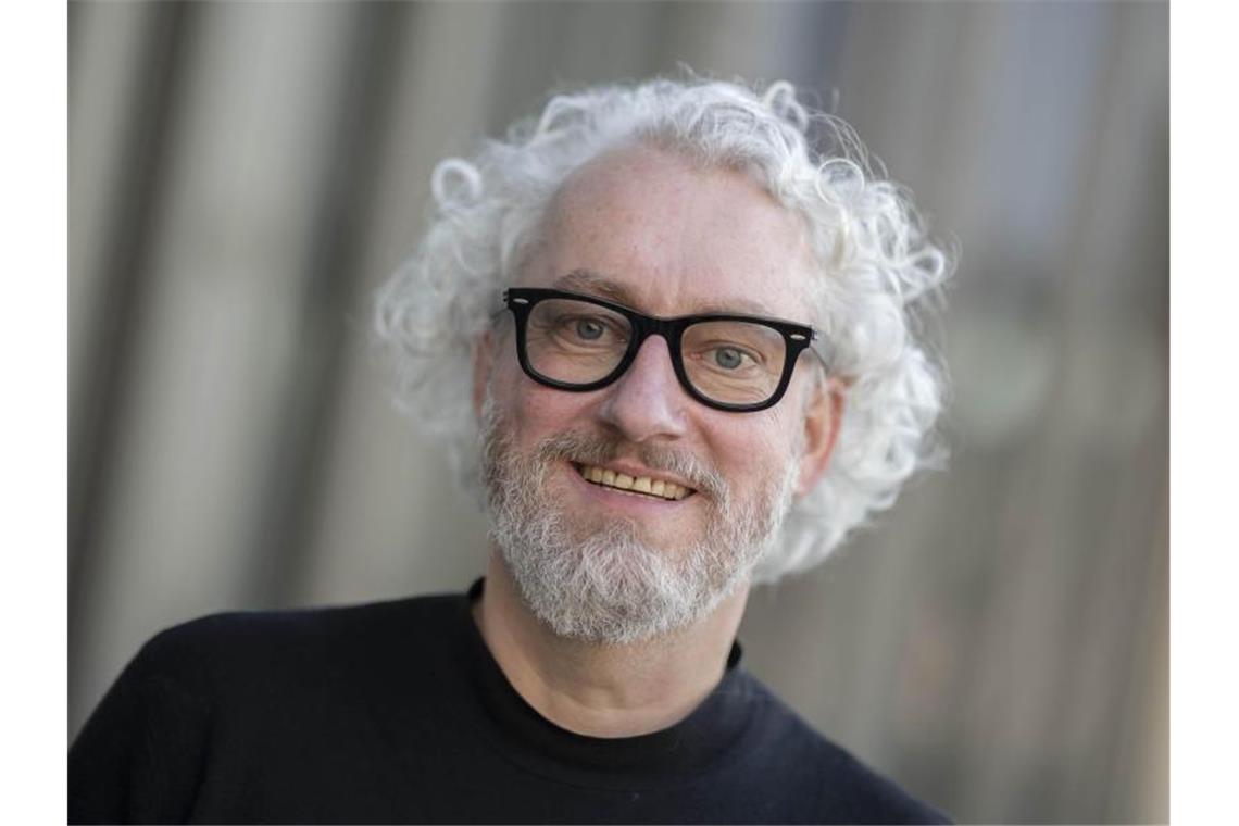 Finanzielle Folgen durch Abgang von Theater-Chef unklar Peter Spuhler, Generalintendant des Badischen Staatstheaters Karlsruhe. Foto: Uli Deck/dpa/Archivbild