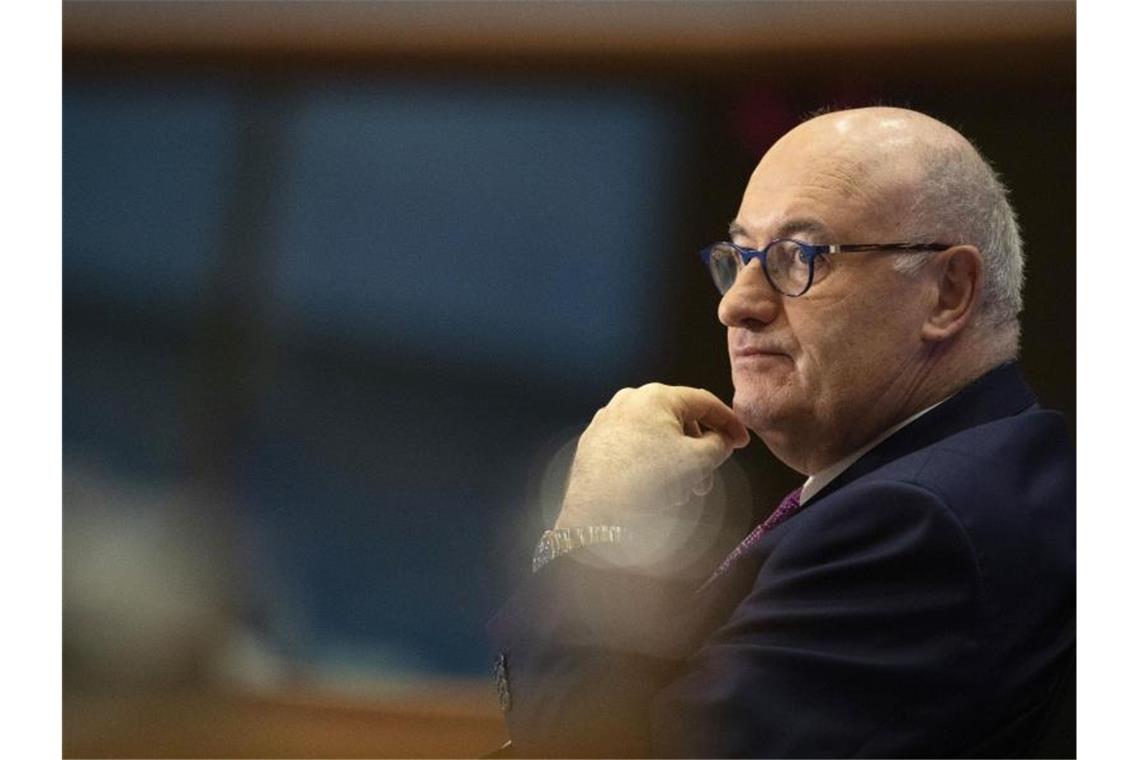 Phil Hogan begründete seinen Rücktritt damit, dass der Streit über sein Verhalten in Irland seine Arbeit in dem wichtigen Ressort überschattet hätte. Foto: Virginia Mayo/AP/dpa