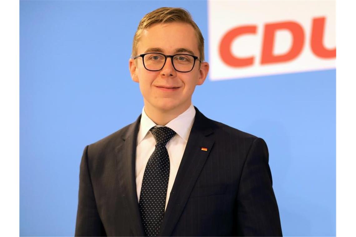 Amthor will CDU-Landeschef in Mecklenburg-Vorpommern werden Philipp Amthor, der gegenwärtig jüngste CDU-Bundestagsabgeordnete, bewirbt sich um den CDU-Landesvorsitz in Mecklenburg-Vorpommern. Foto: Bernd Wüstneck/zb/dpa