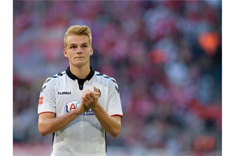 Philipp Lienhart, hier beim Spiel gegen Bayern München. Foto: Matthias Balk/Archivbild